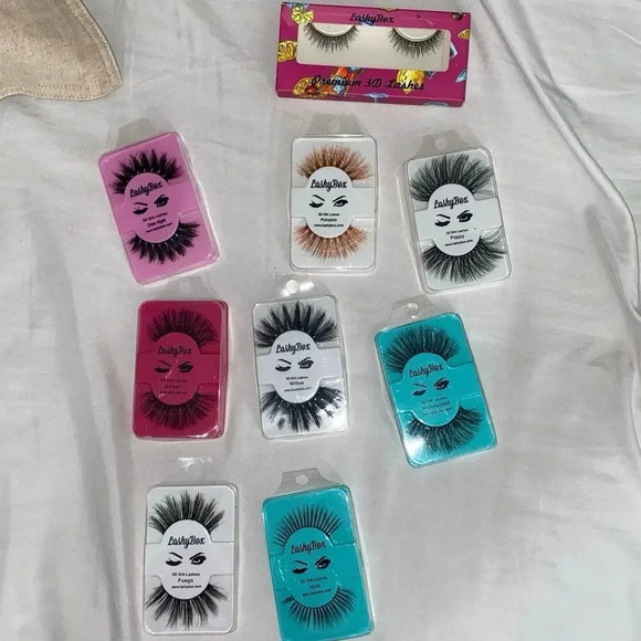 EYELASH BUNDLE | 9 Pairs of eyelashes | SILK LASHES - Picture 2 of 5